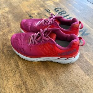 HOKA One One Women’s Running Shoes Pink Coral 10 Athletic Road Running Sneakers